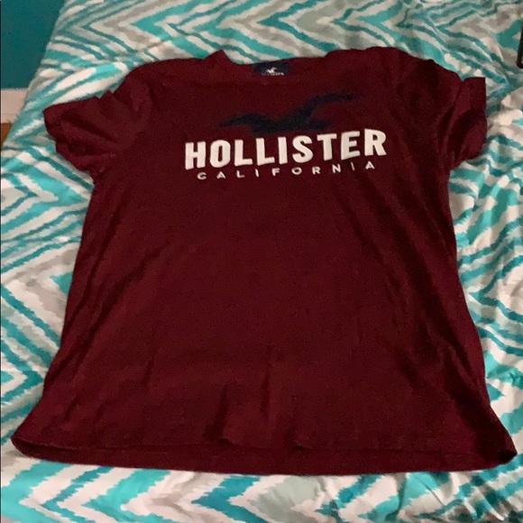 Hollister Graphic Tee - Picture 1 of 3